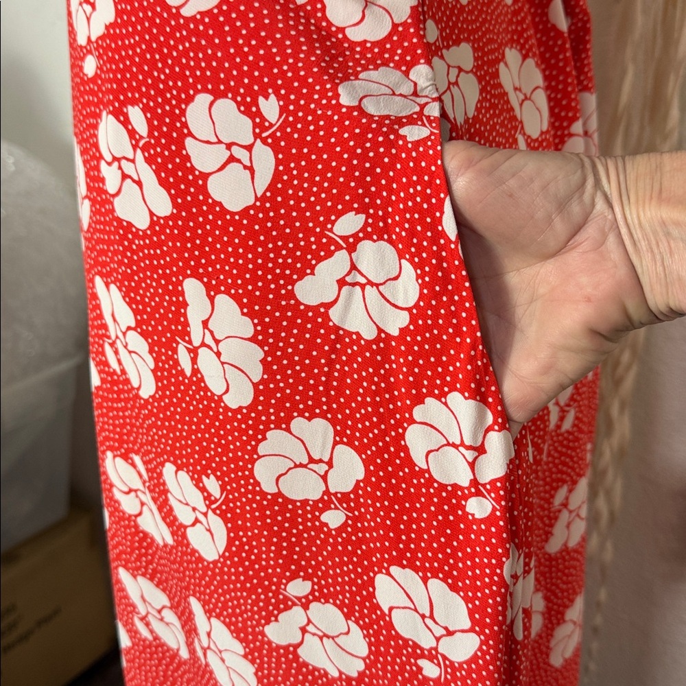Boden Ruth Coral and White Floral Print Midi Dress Size 16R - Picture 4 of 9